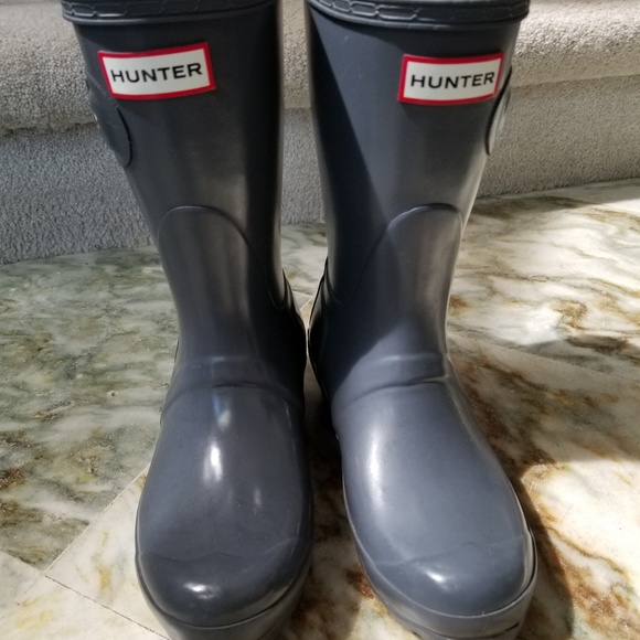 feather hunter boots